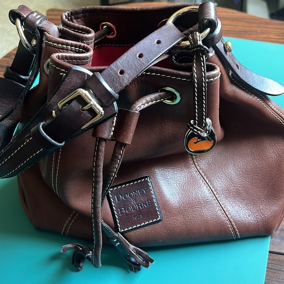 🧡Dooney & Bourke Pebbled Cowhide LEATHER DRAWSTRING purse shoulder bag Vintage! - Picture 2 of 13